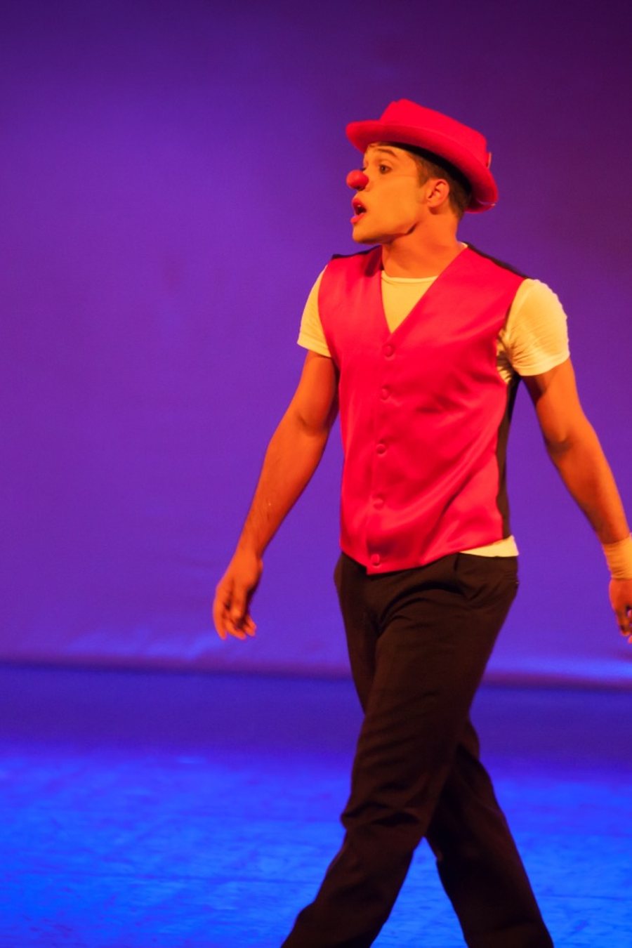 Bruno DiSanto in a jazz dance piece